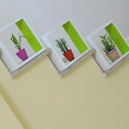 Bed & Breakfast Abitazione Sandra 3*